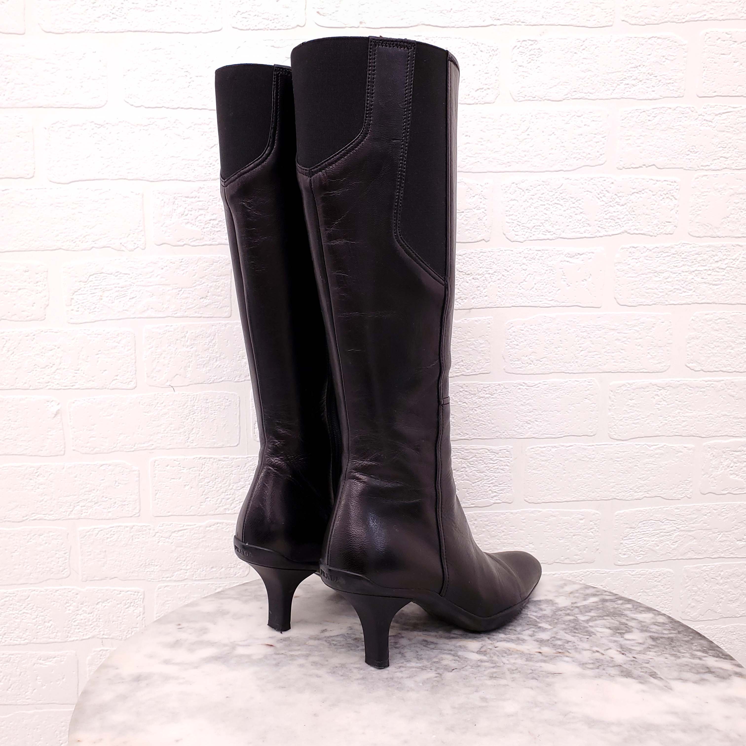 PRADA BLACK LEATHER BOOTS WITH ELASTIC DETAIL AND KITTEN HEEL - SIZE 36