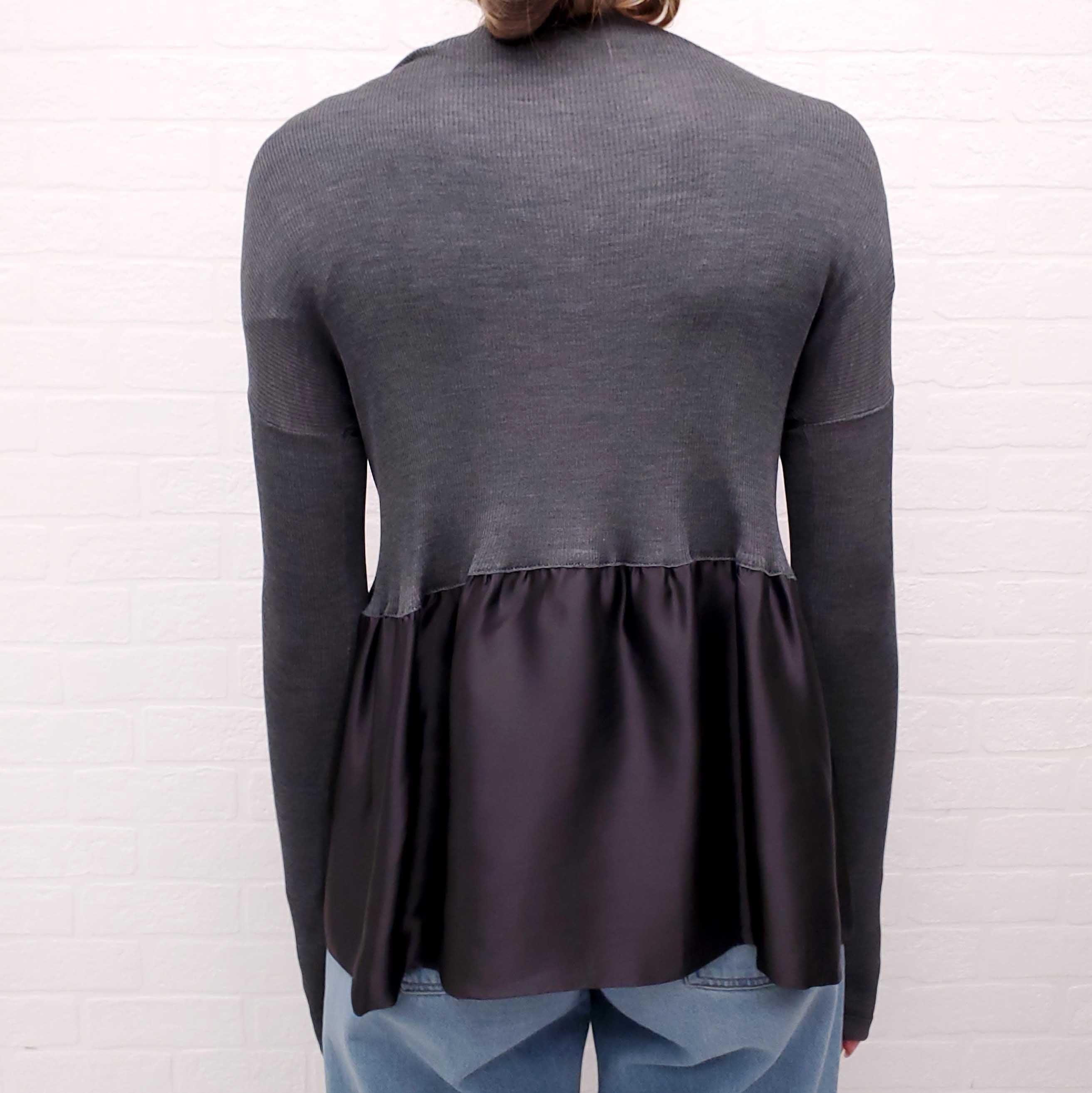 PRADA LIGHT GREY RIBBED SWEATER WITH PEPLUM DETAIL - SIZE 44