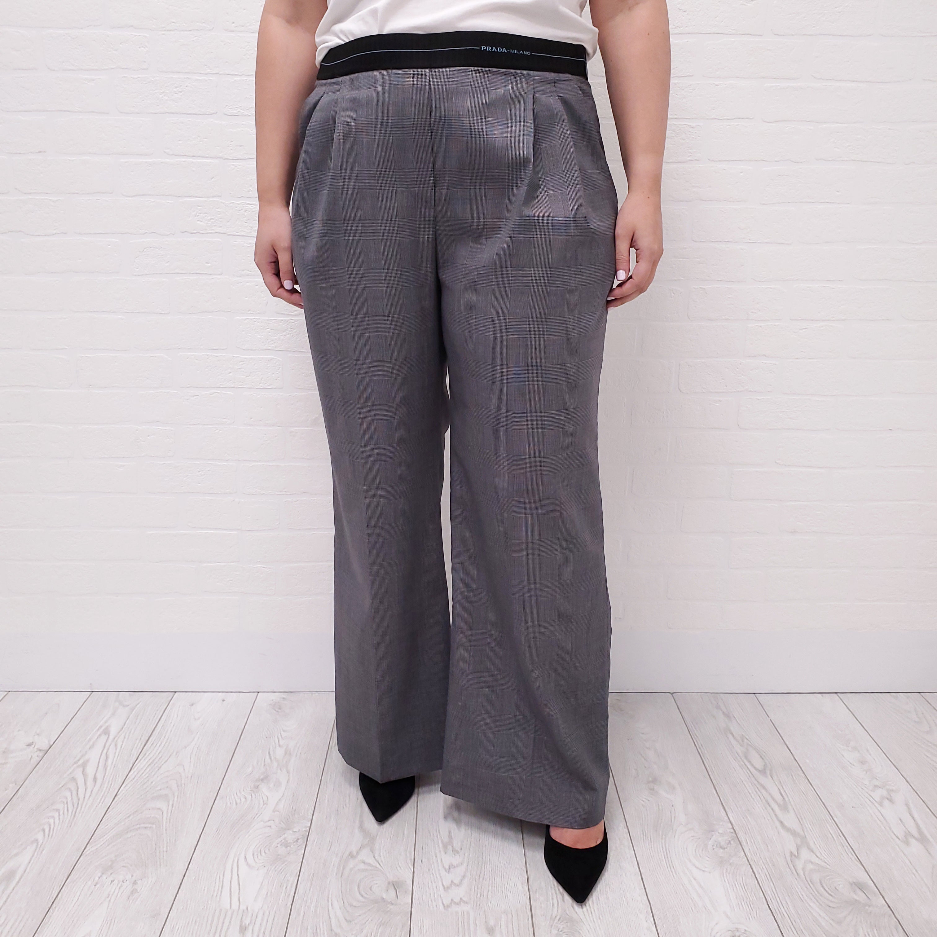 PRADA PLAID TROUSERS WITH LOGO - SIZE 46
