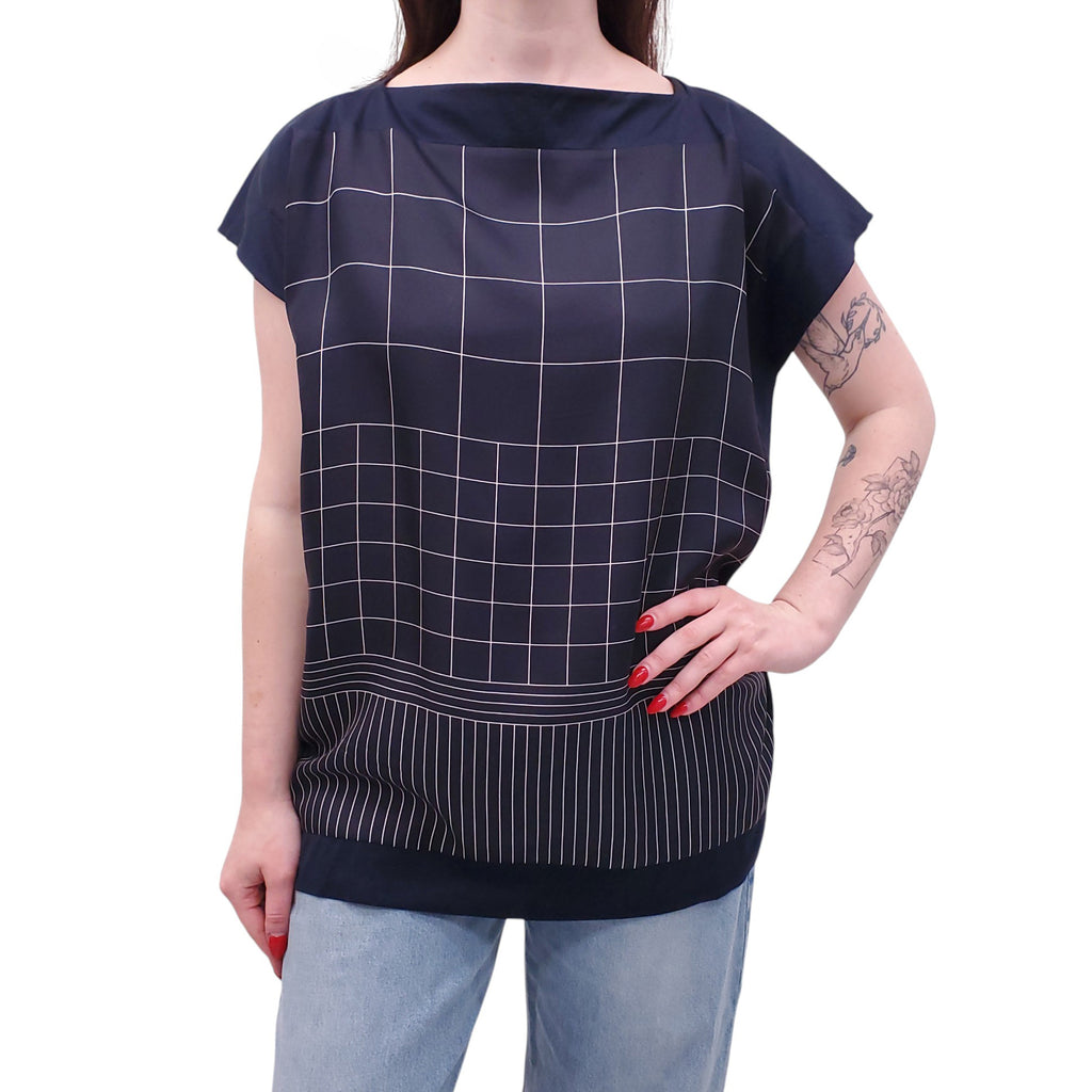 SALVATORE FERRAGAMO NAVY CHECK PATTERNED TOP - SIZE S