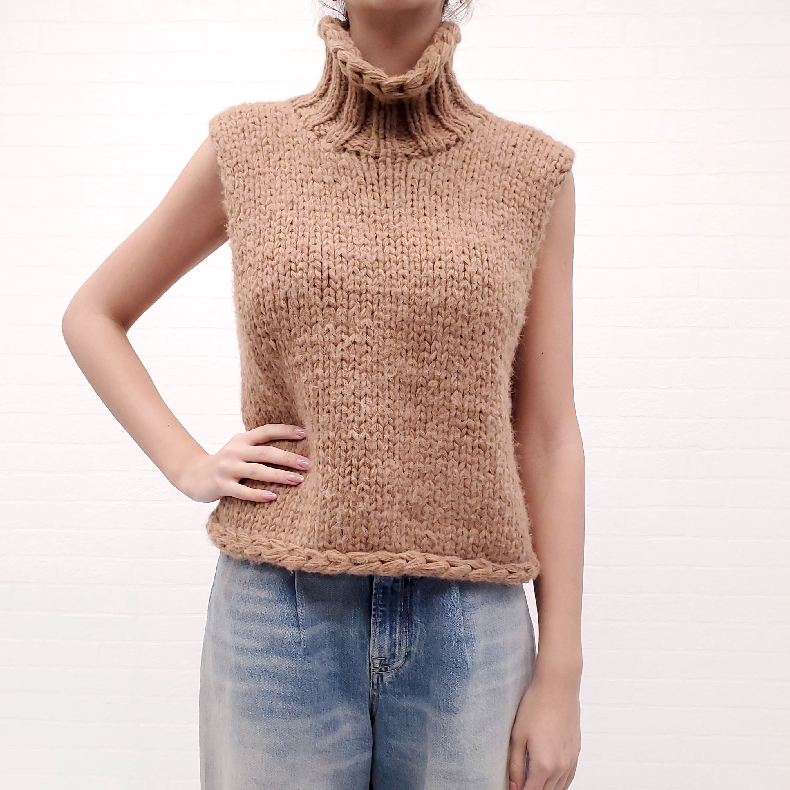 SMYTHE ALPACA SWEATER VEST - SIZE XS