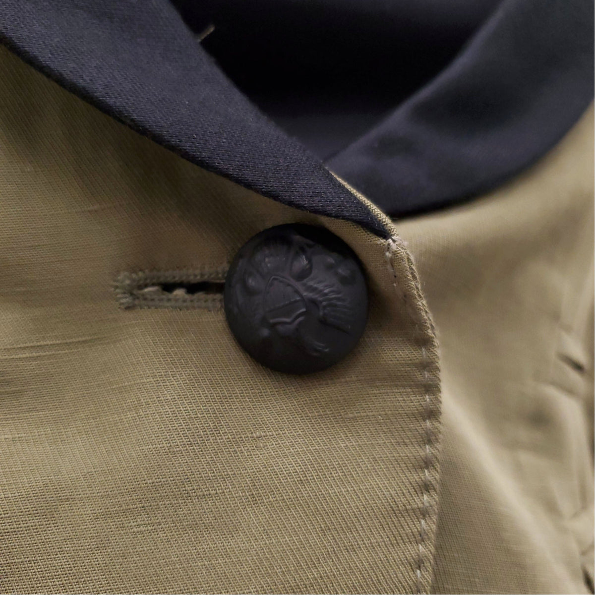 SMYTHE KHAKI TUXEDO STYLE BLAZER - SIZE 8