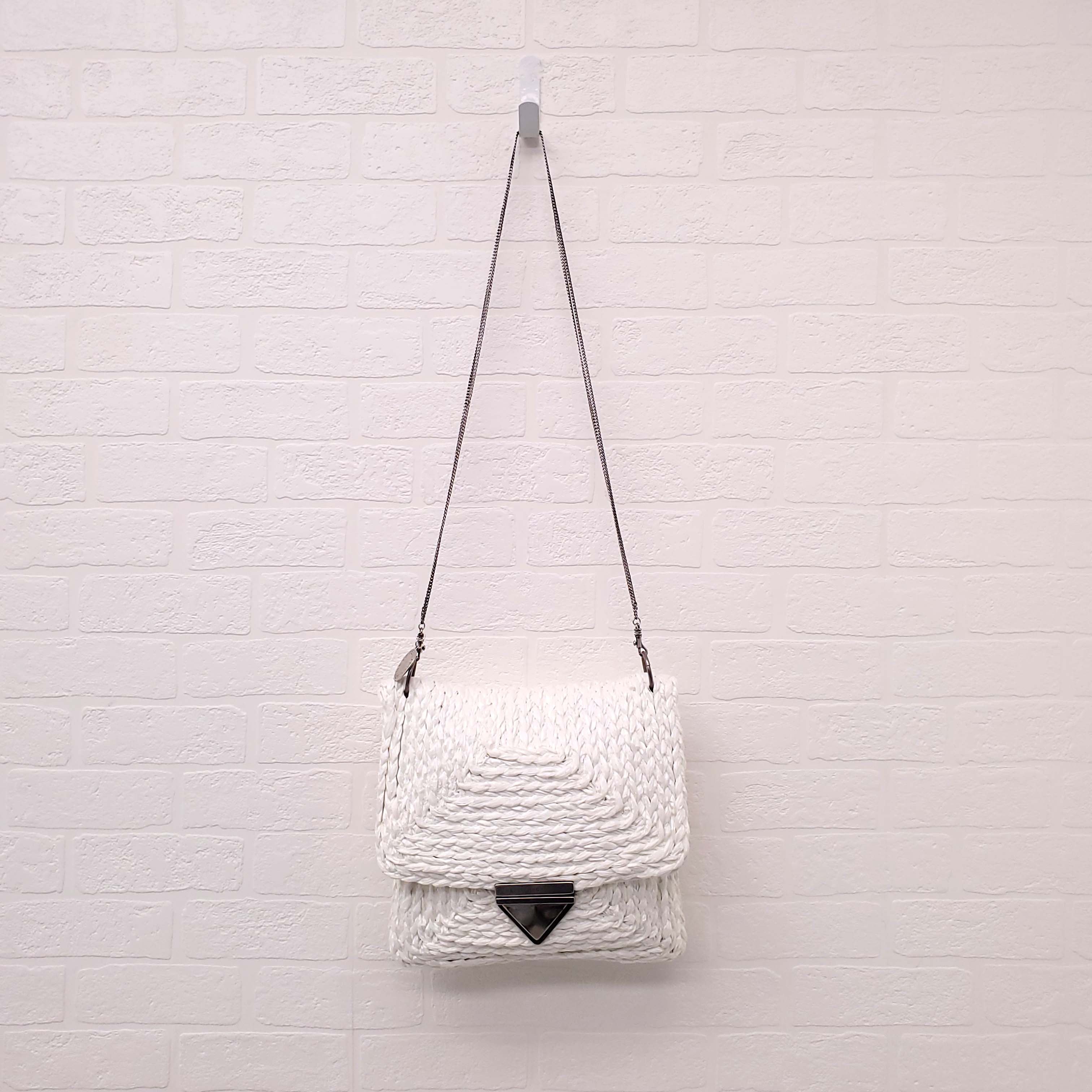 STELLA MCCARTNEY WHITE RAFFIA SHOULDER BAG