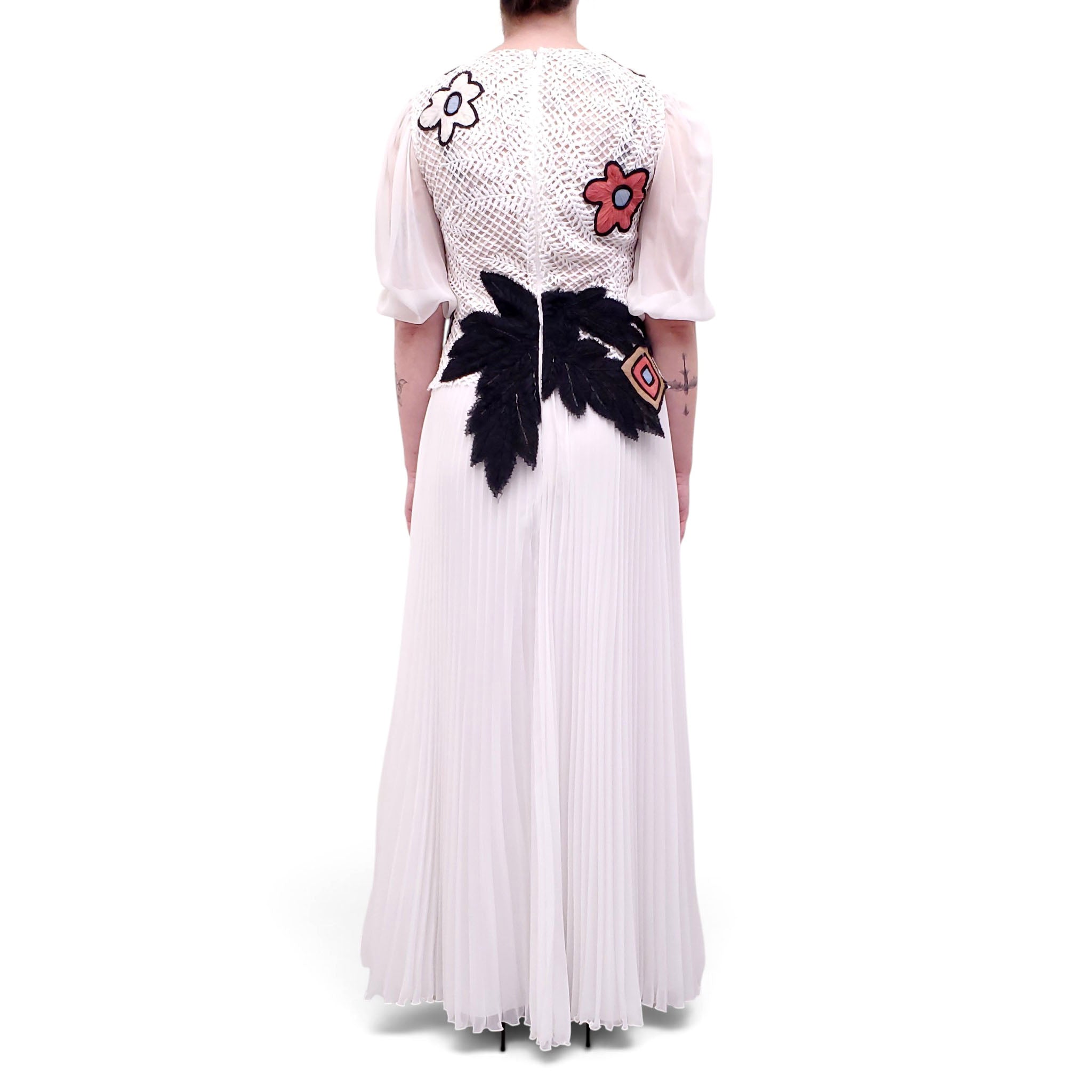 TALBOT RUNHOF WHITE EMBROIDERED PLEATED DRESS - SIZE 38