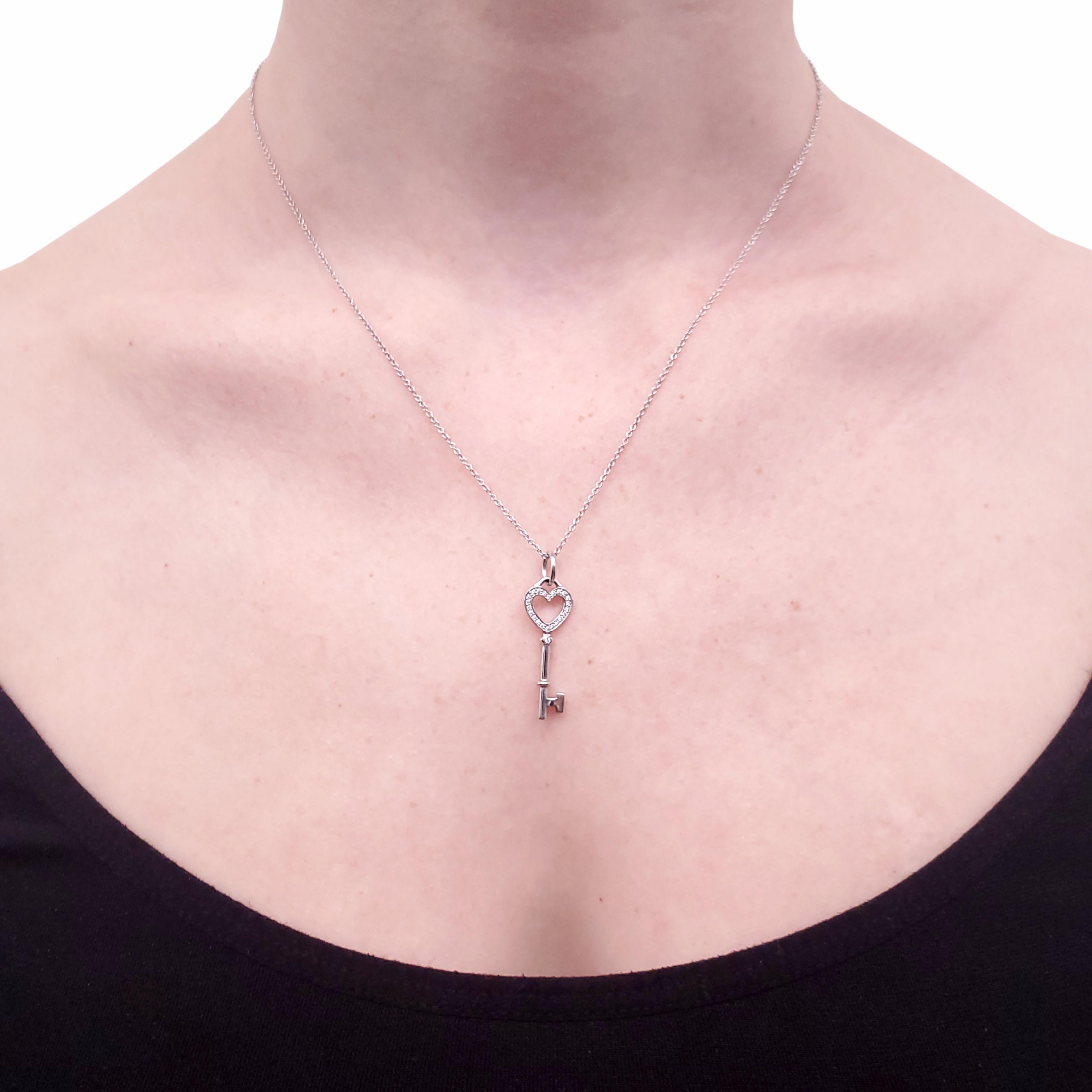 TIFFANY & CO 18K DIAMOND HEART KEY NECKLACE