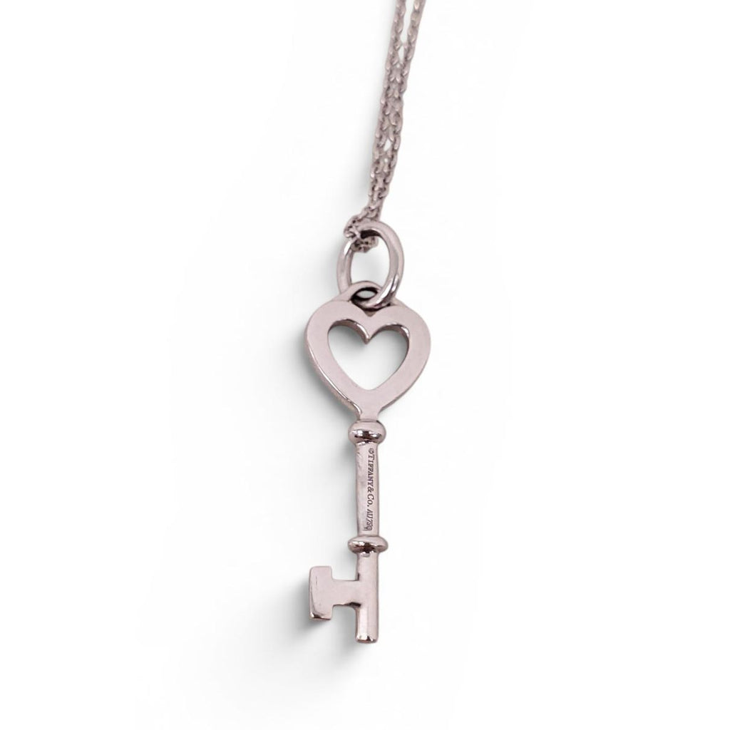 TIFFANY & CO 18K DIAMOND HEART KEY NECKLACE
