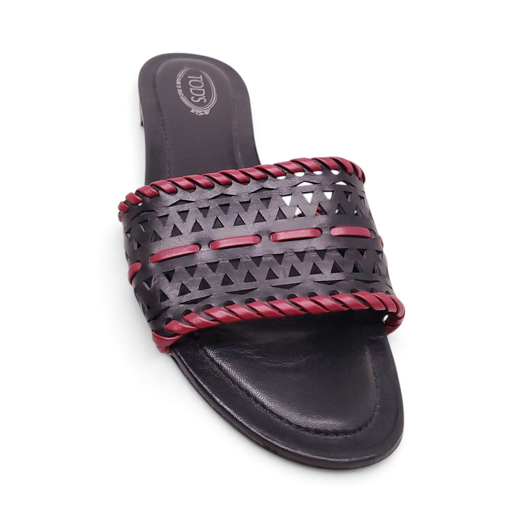 TOD'S BLACK AND RED LEATHER LASER CUT SLIDES - SIZE 38.5