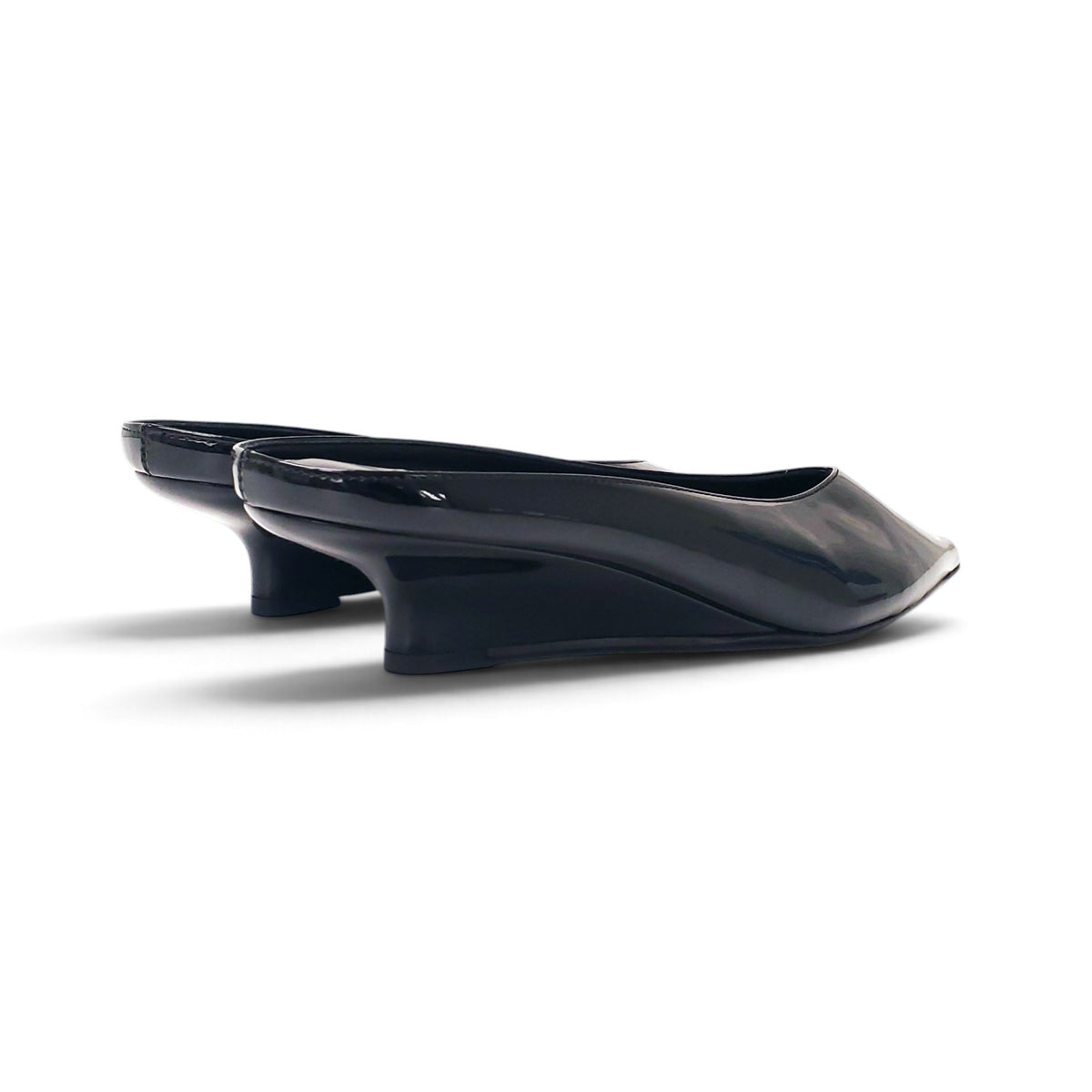 TOTÊME SHARP PATENT LEATHER WEDGE MULES - SIZE 40