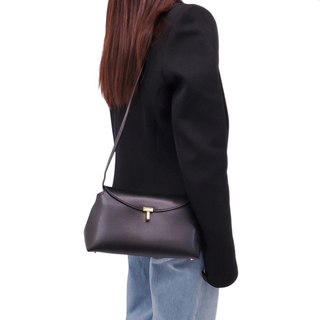TOTEME T-LOCK LEATHER BAG IN BLACK
