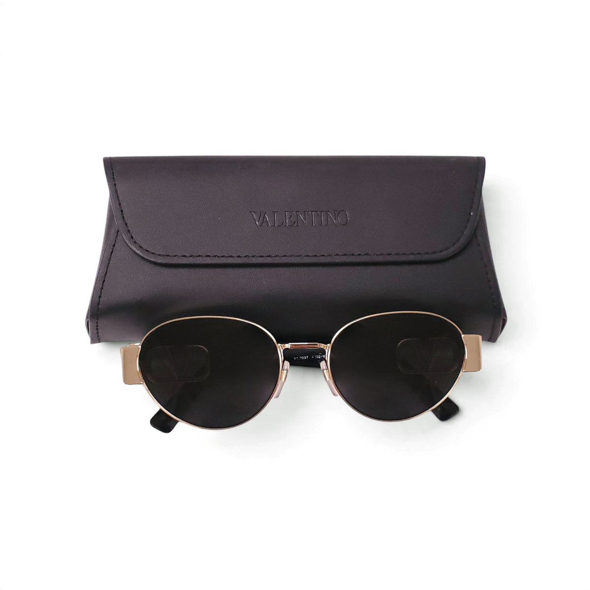 VALENTINO BLACK AND GOLD ROUND SUNGLASSES