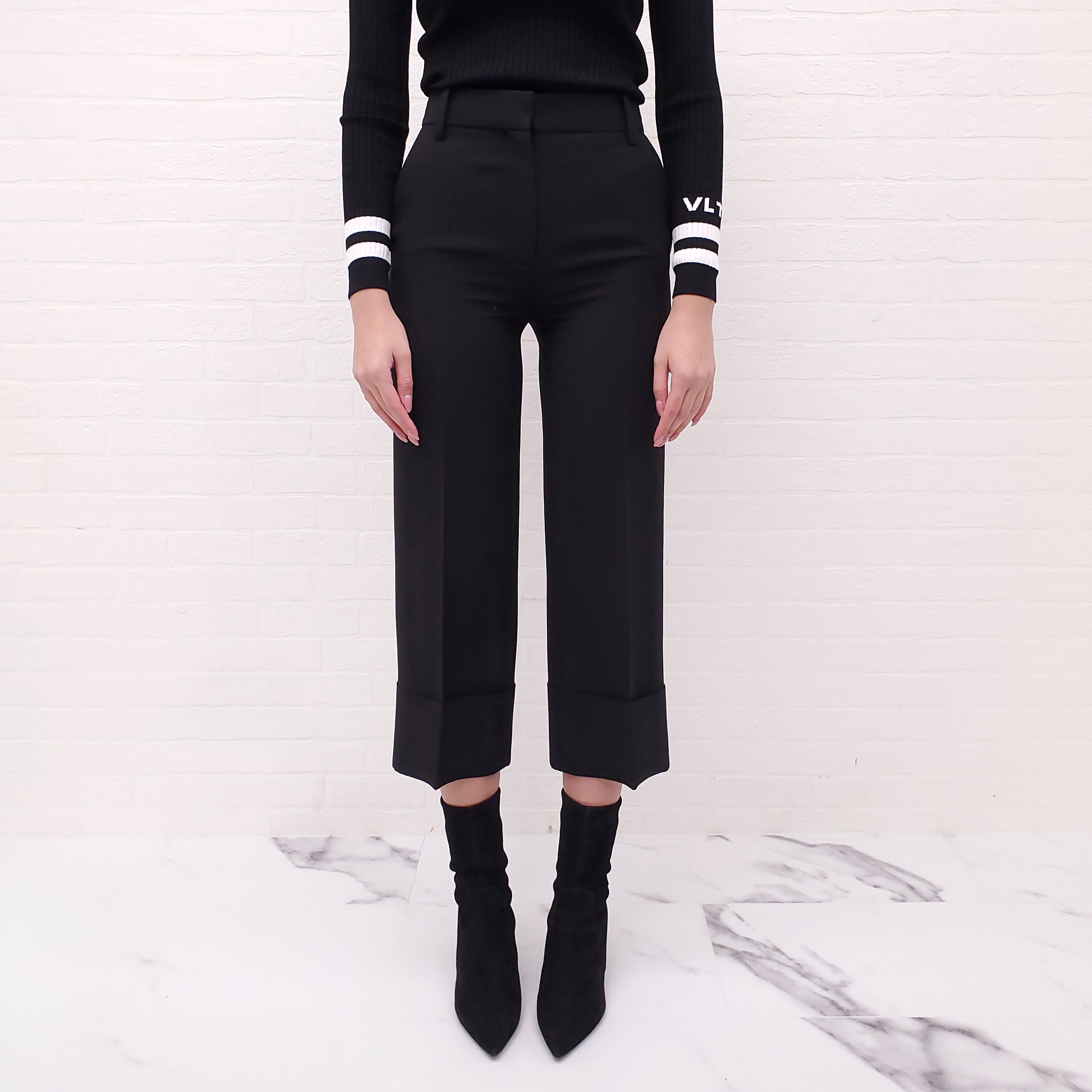 VALENTINO BLACK CROPPED CUFFED TROUSERS - SIZE 36