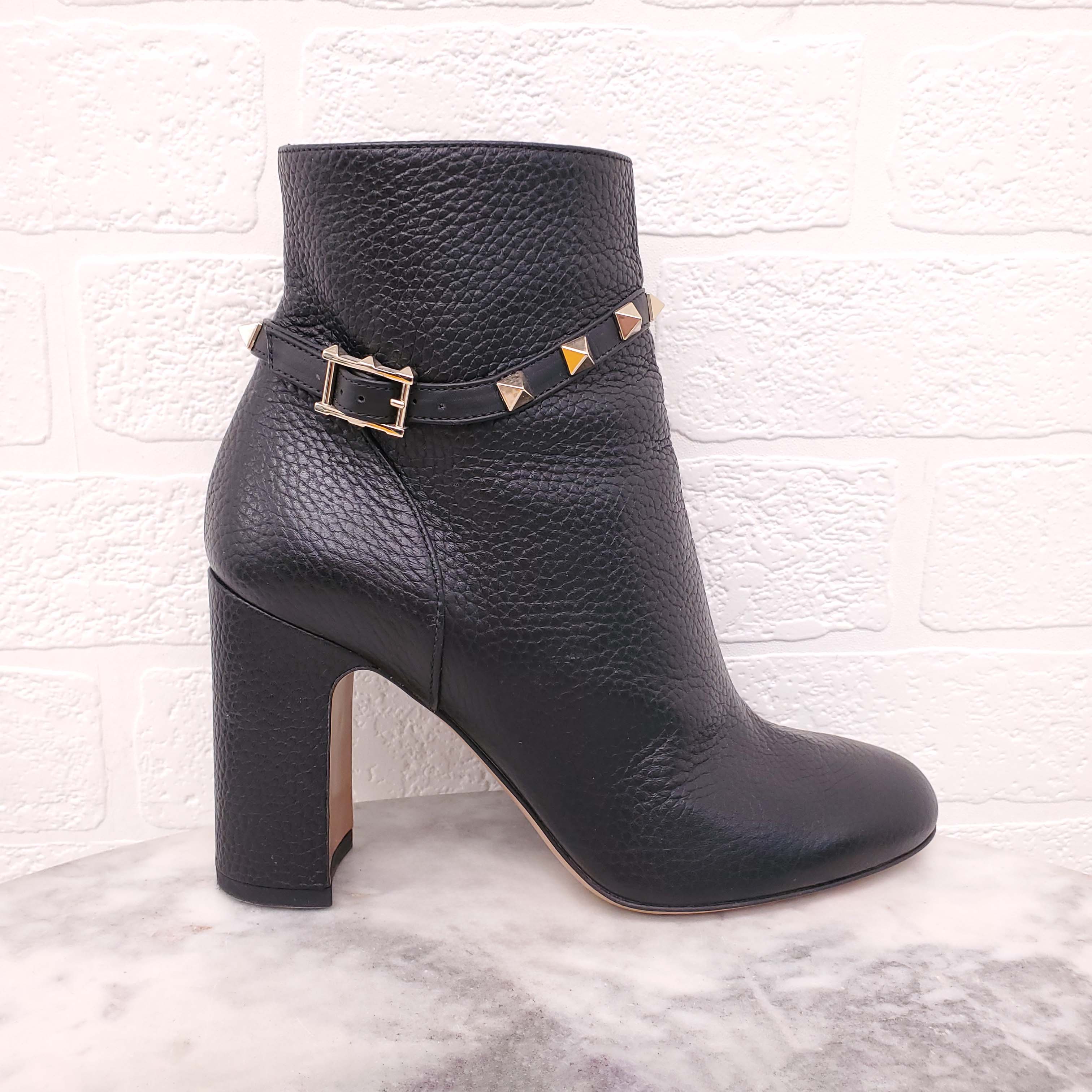 VALENTINO BLACK ROCKSTUD BOOTIES - SIZE 36