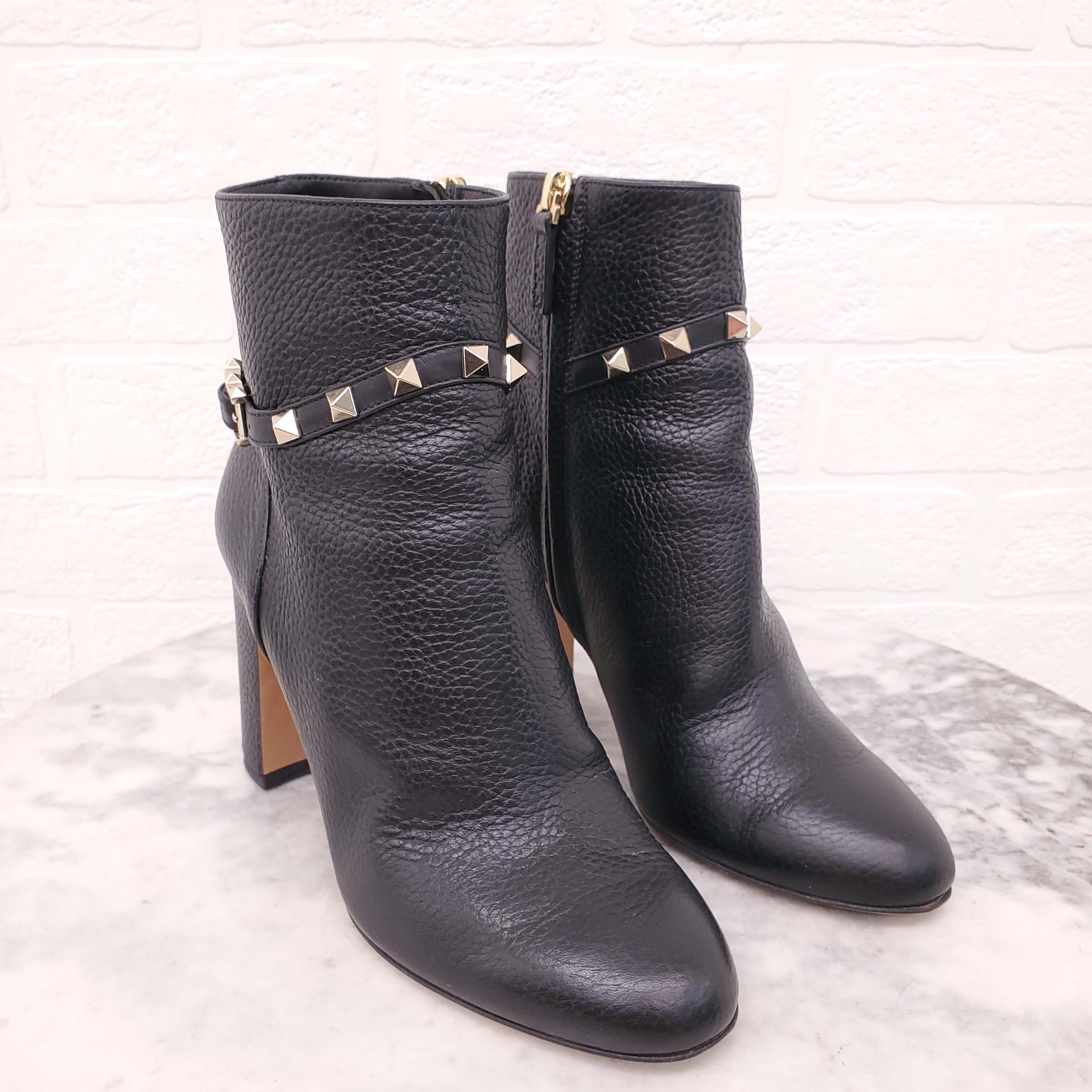 VALENTINO BLACK ROCKSTUD BOOTIES - SIZE 36