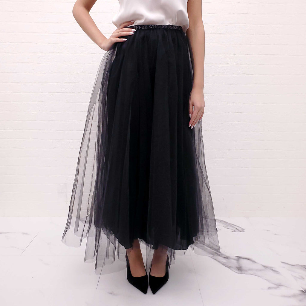 VALENTINO BLACK TULLE SKIRT - SIZE 40