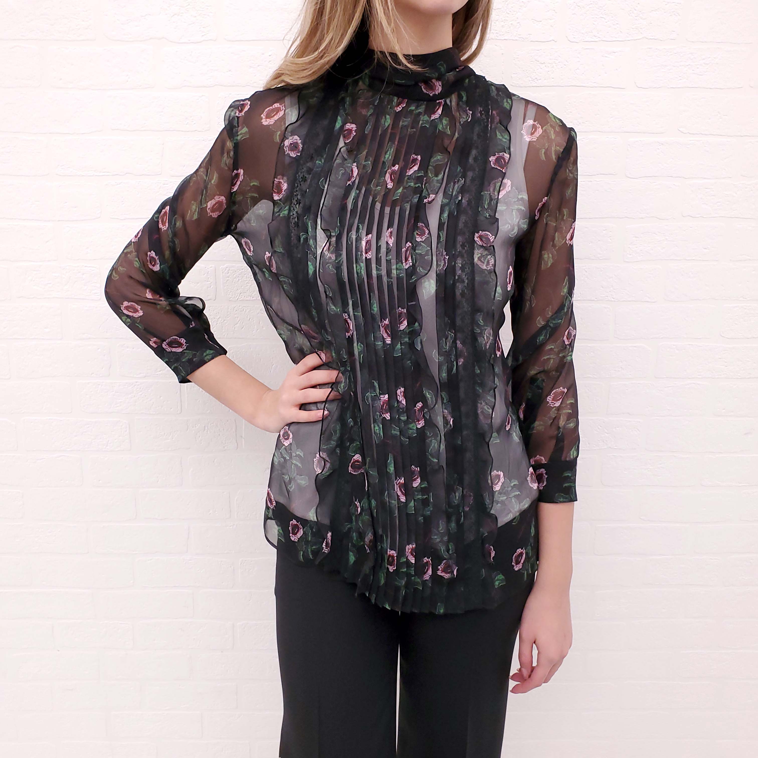 VALENTINO FLORAL SILK BLOUSE WITH NECKTIE DETAIL - SIZE 38