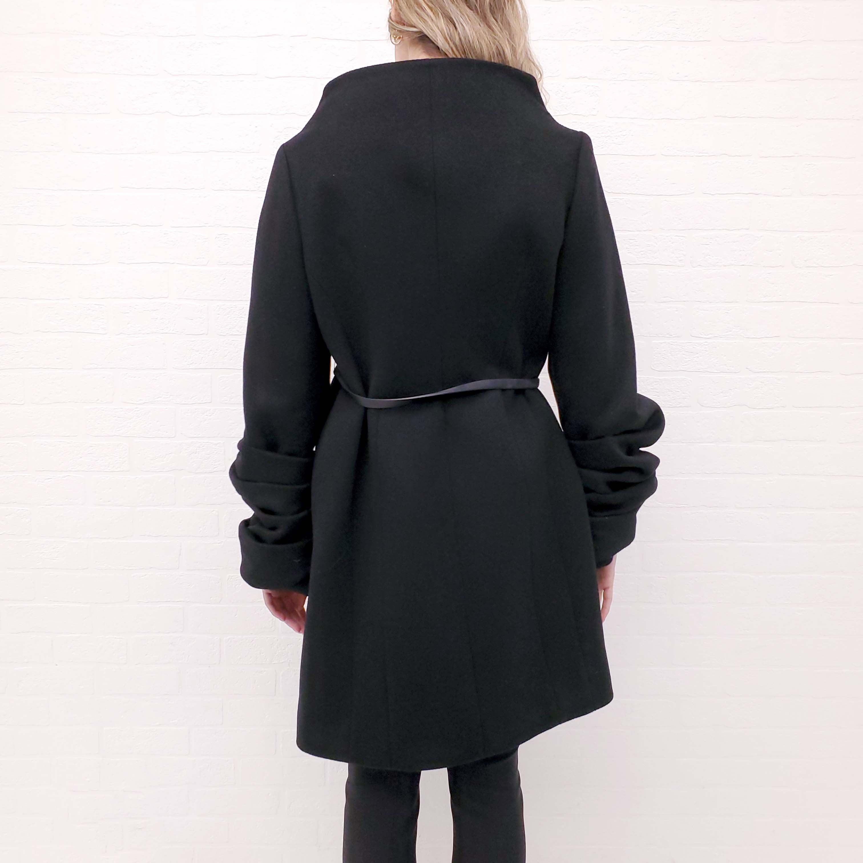 VALENTINO WINTER 2008 BLACK LONG COAT WITH BELT AND RUCHED SLEEVES - SIZE 10