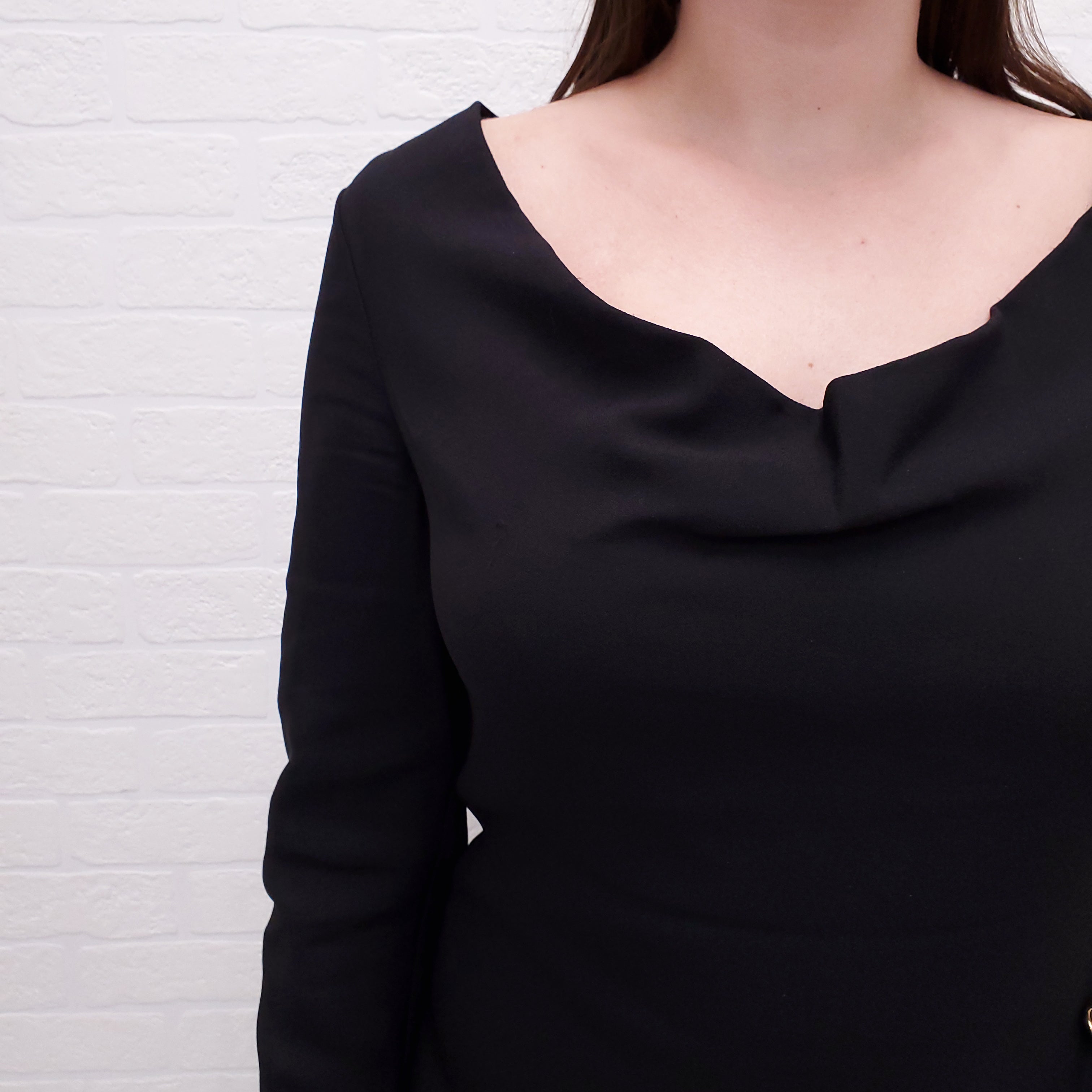 VERSACE BLACK GOLD PIN MEDUSA DRESS - SIZE 42