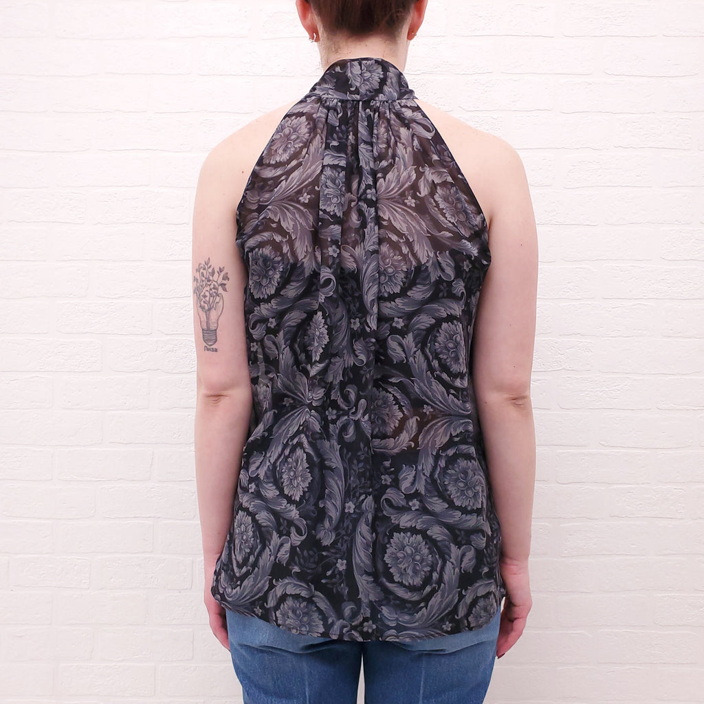 VERSACE BLACK SILK BAROQUE PRINT SLEEVELESS BLOUSE WITH SCARF - SIZE 40