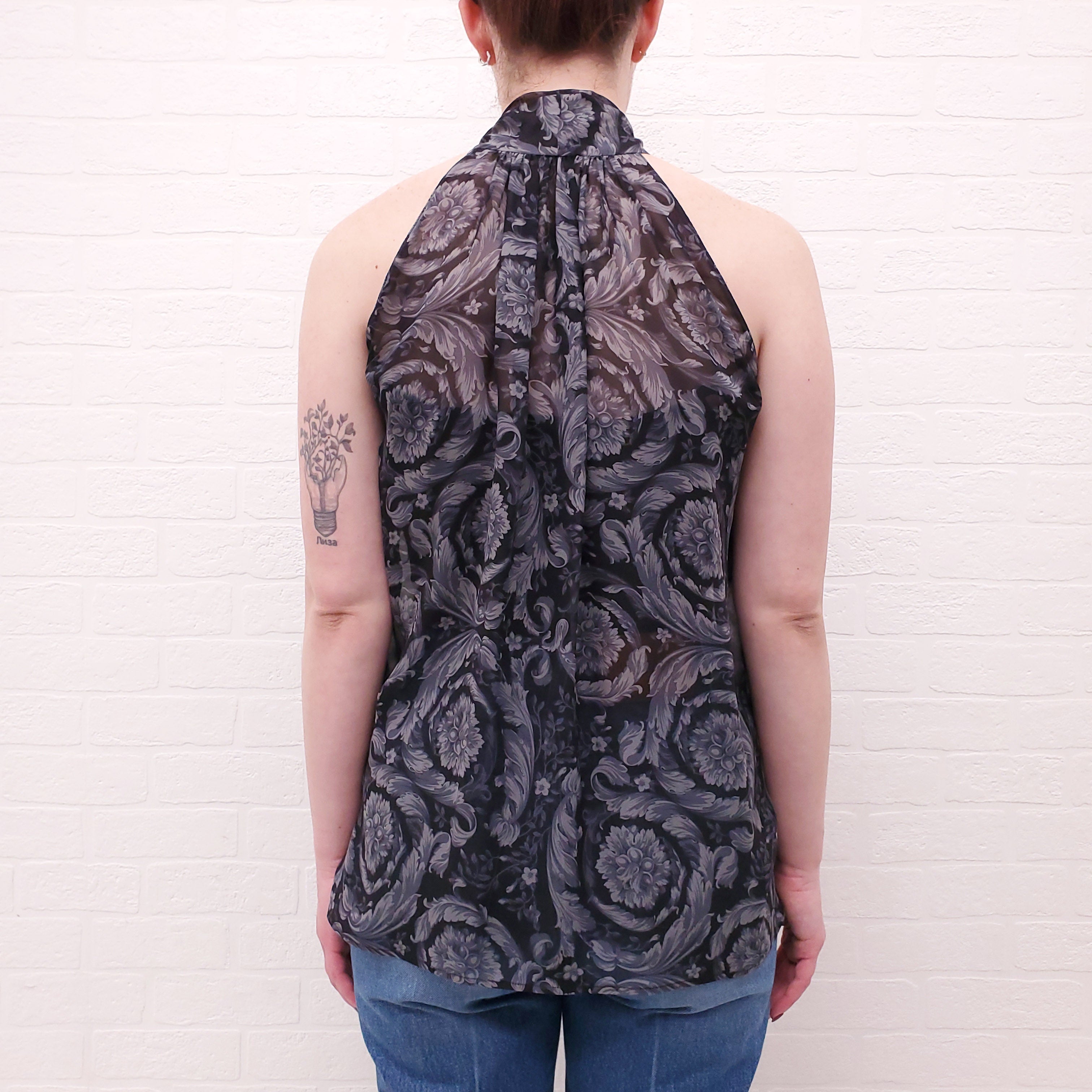 VERSACE BLACK SILK BAROQUE PRINT SLEEVELESS BLOUSE WITH SCARF - SIZE 40