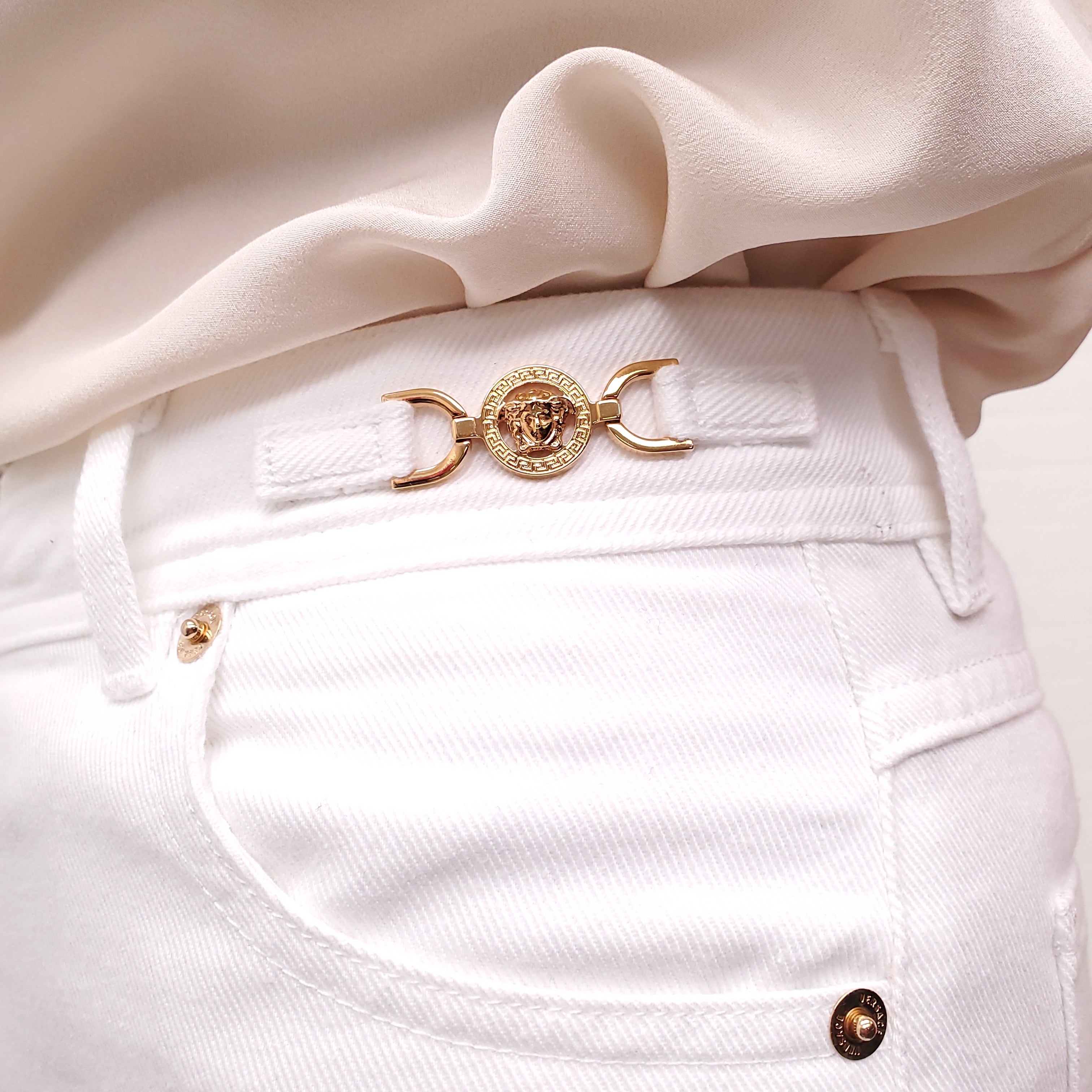 VERSACE MEDUSA ’95 STRAIGHT WHITE JEANS WITH GOLD MEDUSA - SIZE 26