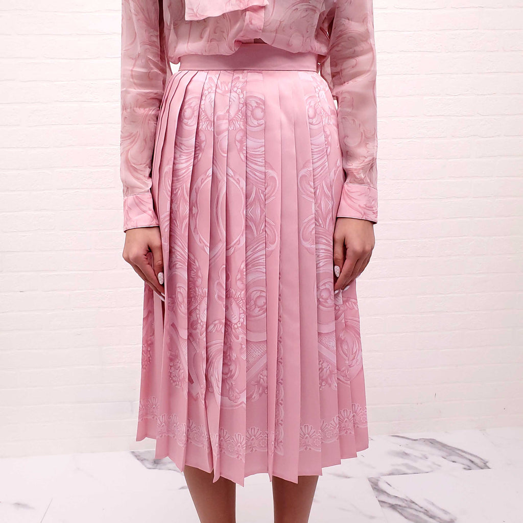 VERSACE PINK 'BAROCCO' PLEATED SILK SKIRT WITH MEDUSA BUTTON - SIZE 38