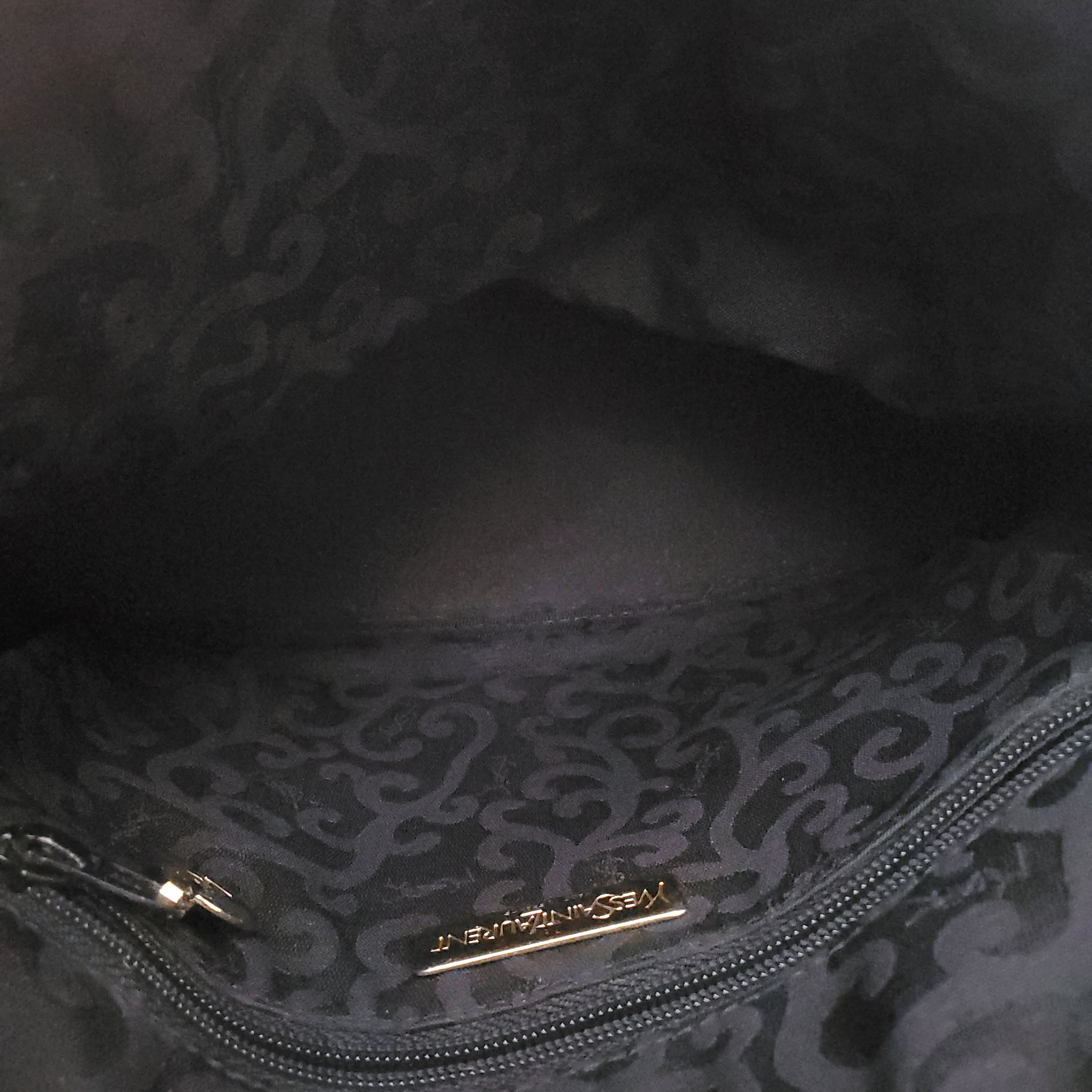 YVES SAINT LAURENT VINTAGE NAVY CASSANDRA ARABESQUE BAG