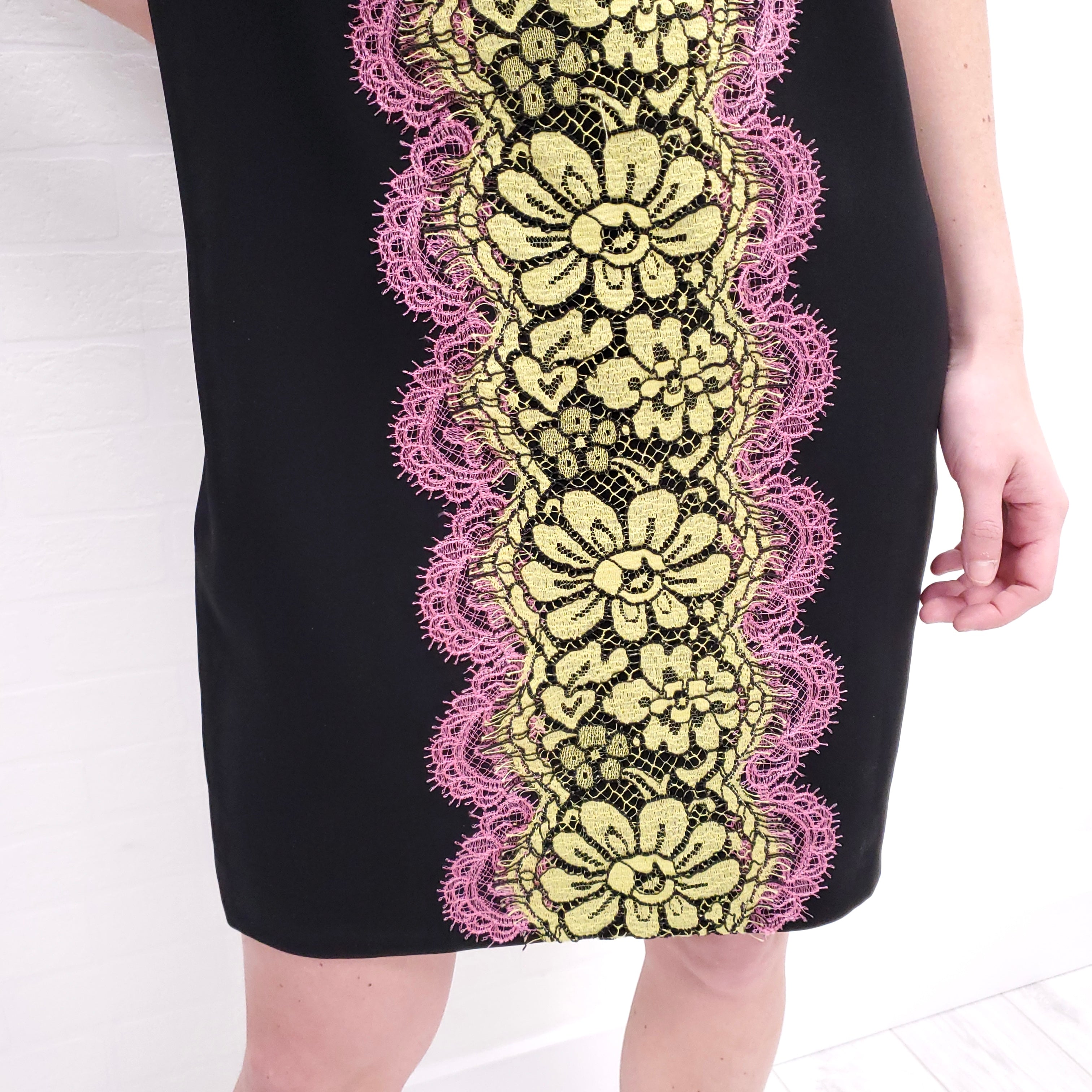 BOUTIQUE MOSCHINO LACE DETIL TUNIC DRESS - SIZE 40